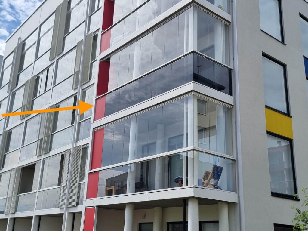 Parvekkeen näkösuojakalvo